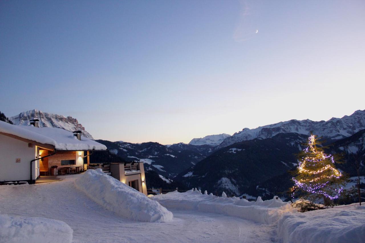 شقة Alpinus Agriturism سان مارتينو-إن-باديا المظهر الخارجي الصورة